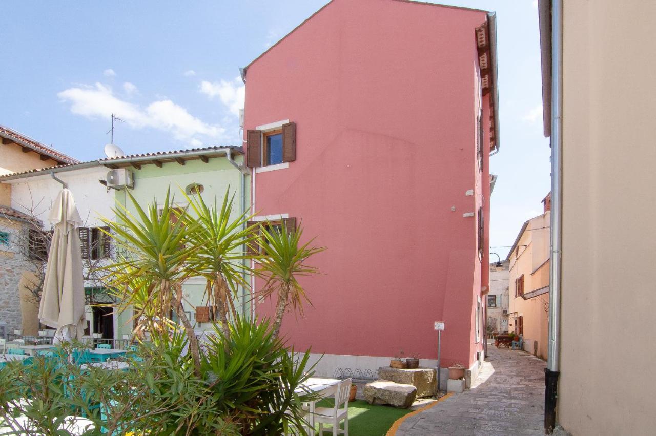 Fazana City Rooms With Free Parking Dış mekan fotoğraf