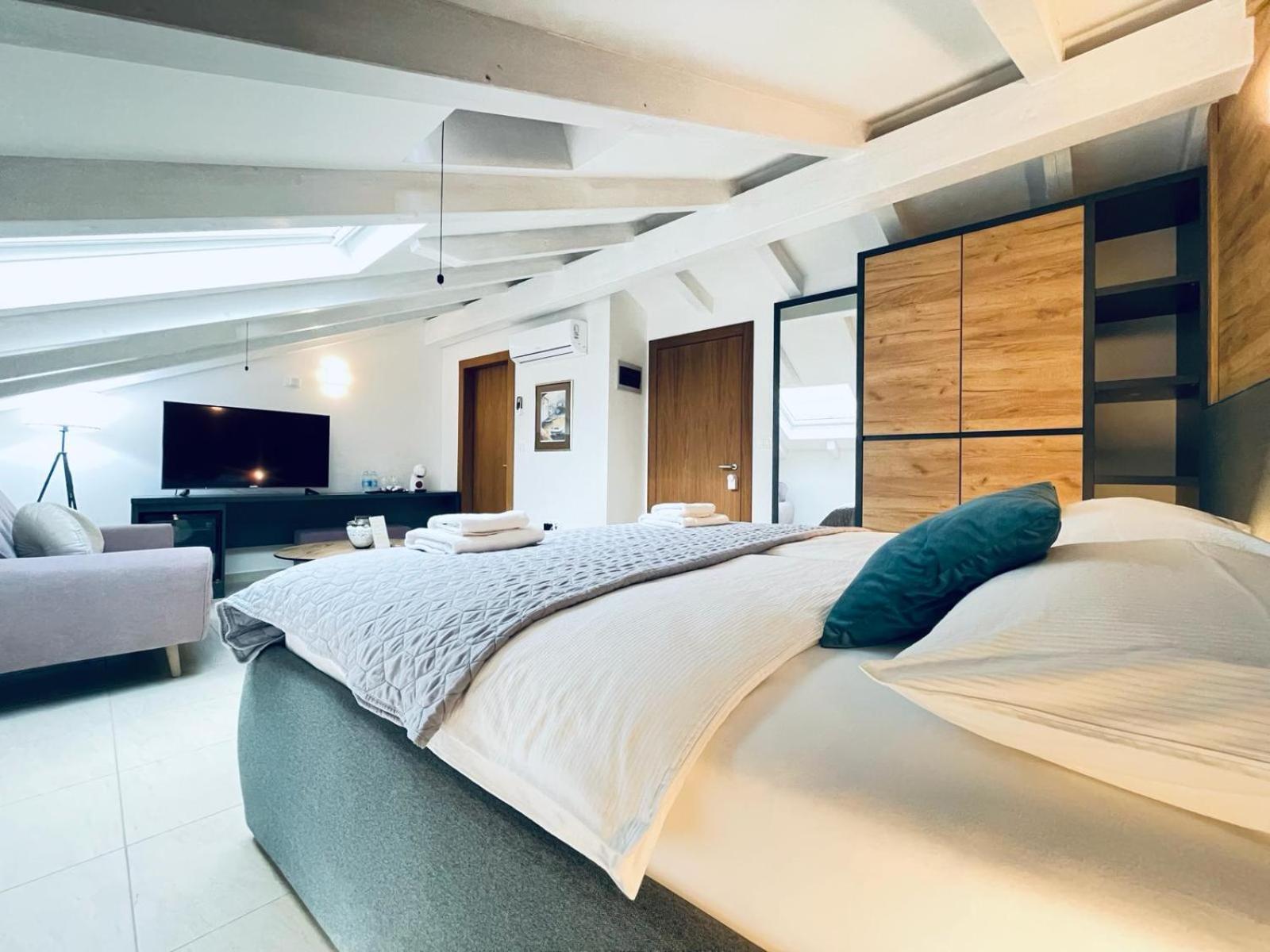 Fazana City Rooms With Free Parking Dış mekan fotoğraf